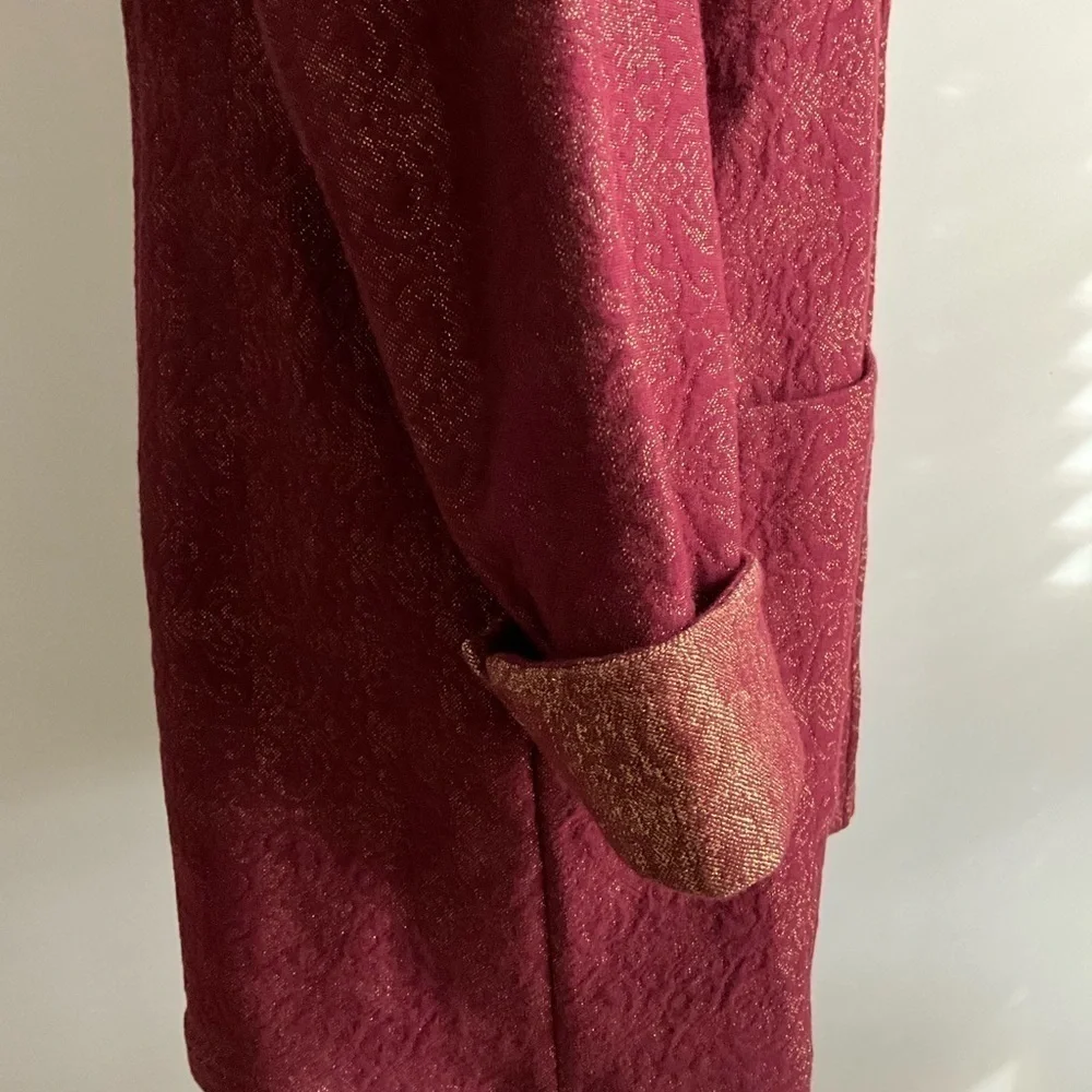 CHICO'S | LONG JACKET SIZE 2 BURGUNDY GOLD - Picture 4 of 10